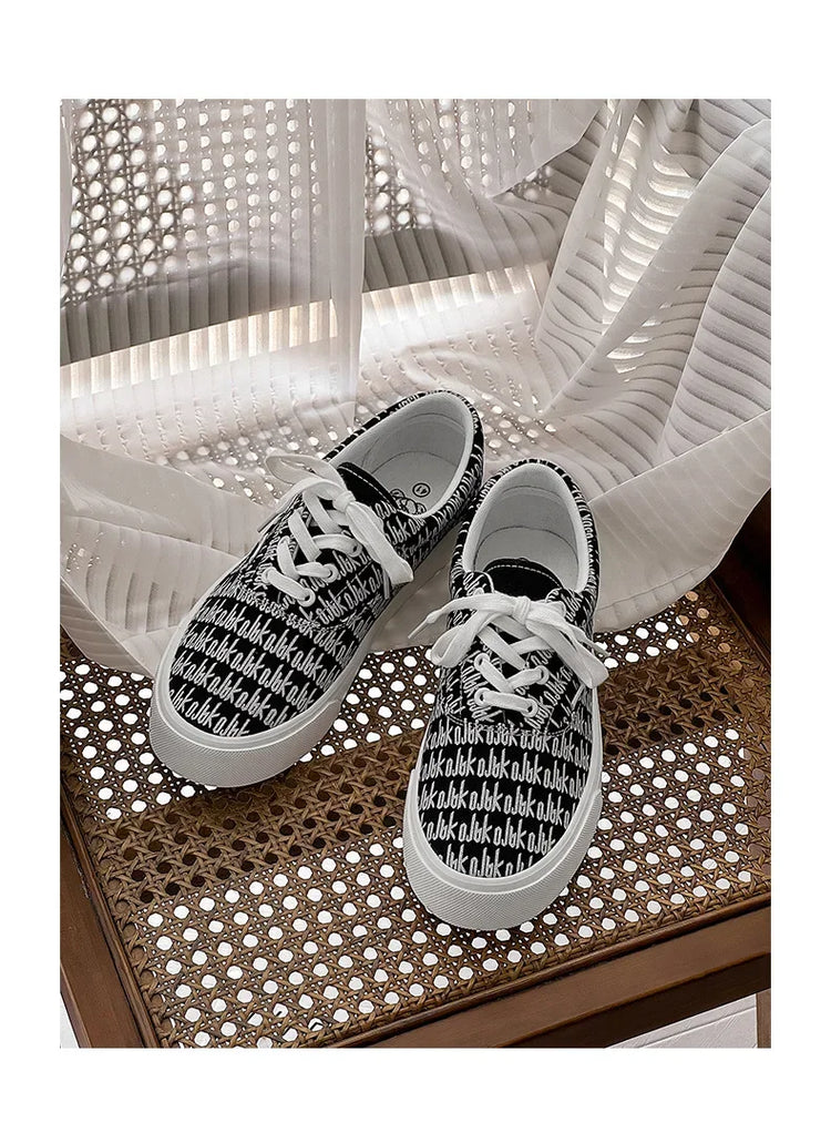 Designer Canvas Casual shoes for men  Flats Vulcanized Shoes Original printed sneakers male Skateboard street shoes men Tennis