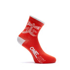 1 pair red