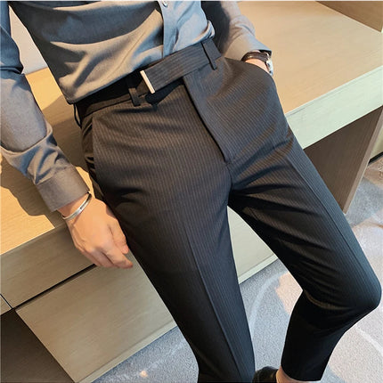 Pantaloni da abito da uomo primavera autunno Moda stile britannico Business Office Pantaloni eleganti da uomo Pantaloni da uomo slim fit a righe di alta qualità