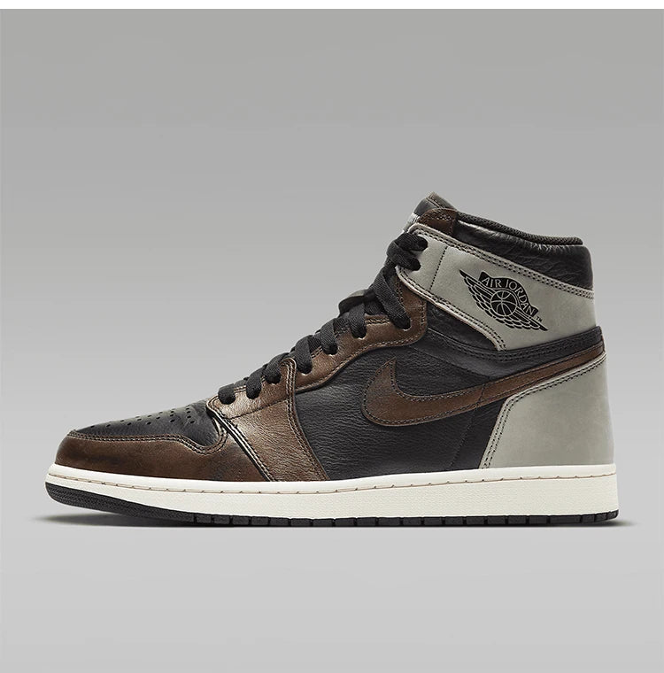 Scarpe da basket alte Nike AIR JORDAN 1 autentiche da uomo 555088-033 platinumshop