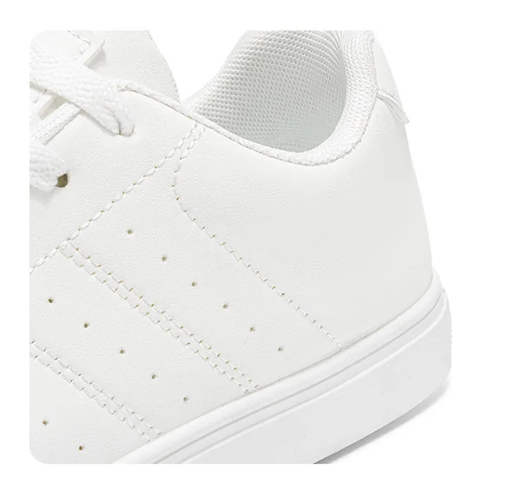 Men Classic Leather Skate Shoes Lace Up Flat Casual Sneakers Non Slip Daily Walking Footwear Black White 2 Colors