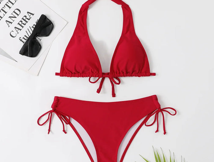 Costume da bagno bikini sexy con laccetti al collo a vita bassa nero/rosso/rosa, due pezzi, stile brasiliano, in saldo platinumshop