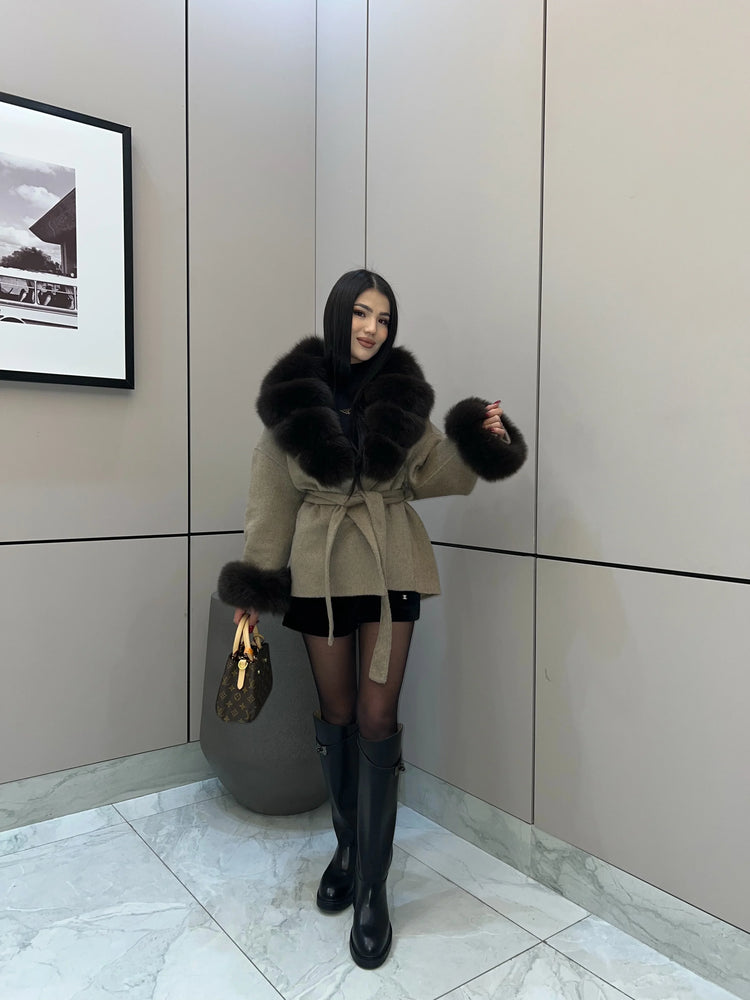 Solid Color Faux Fur Collar Cuff Wool Coat Women Belted Waist Short Jacket 2026 Winter Lady Street Daily Party Casual Outwear