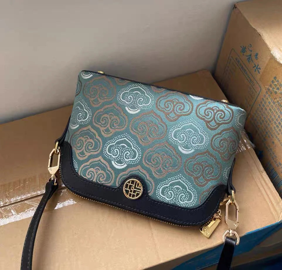 Limited Hot Chinese Style Cow Leather Women Messenger Bag Soft Skin Soft Embroidery Crossbody Bags Purses Royal Stylish #SC1600