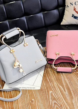 Yogodlns Luxury Pendant Handbag For Women PU Leather Tassel Shuolder Bag Designer Handle Bag Brand Shopping Mommy Shoudler Bag PlatiNum