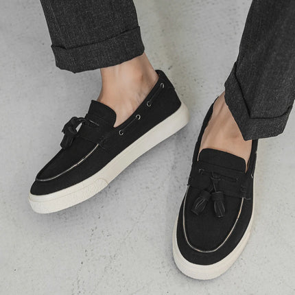 Mocassini fatti a mano in pelle scamosciata per il tempo libero Passeggiata Scarpe casual maschili Nuovo design Casual Slip on Flats Scarpe da guida versatili Mocassini