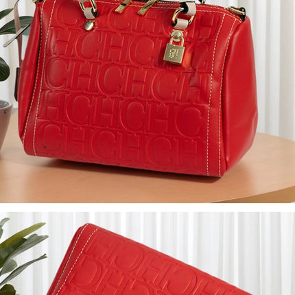CH Autumn/Winter Christmas Fashion PU Material Lock Lock Design Women's Crossbody Bag 2025 Designer New Handbag Trendy Brand PlatiNum