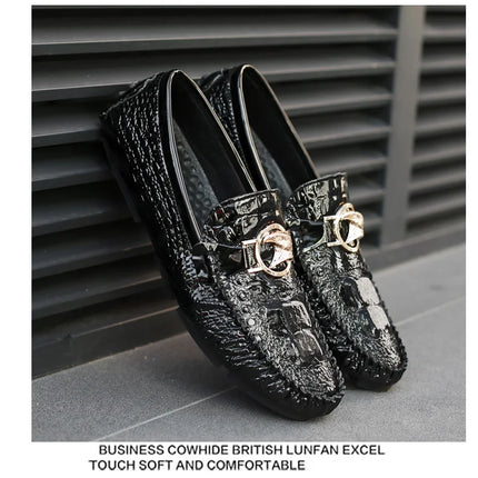 Scarpe da uomo slip-on modello coccodrillo 2025 Primavera ed estate Moda britannica alla moda in pelle lucida lucida pigra casual Beanie scarpe fatte a mano