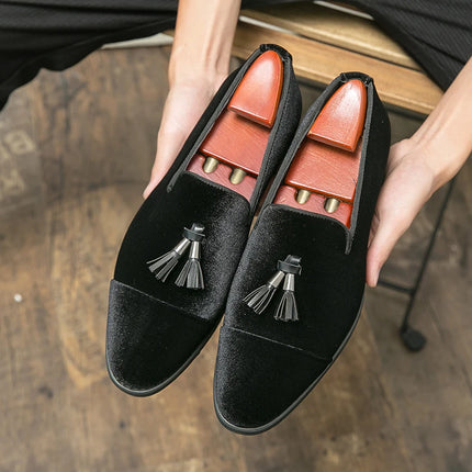 Mocassini verdi in pelle scamosciata di marca di lusso da uomo slip-on nappa scarpe da sposa in morbida pelle appartamenti scarpe da uomo scarpe casual scarpe in pelle nabuk