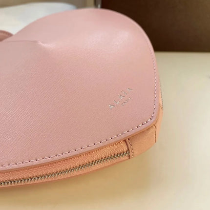 Borsa a tracolla da donna in vera pelle a forma di cuore, anti-graffio, con tracolla regolabile, piccola e graziosa, ideale per appuntamenti e shopping quotidiano - Nuova collezione 2026