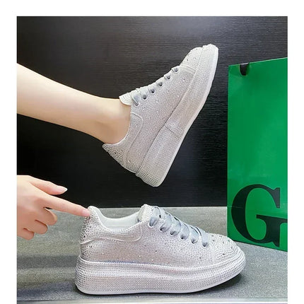 NEW Brand Women Fashion Casual Glitter Sparkling Sneakers Women Encrusted Lace Up Shoes White Sole Fashion Street Sneakers Shiny