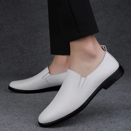 Mocassini comodi in pelle bovina da uomo neri classici alla moda di marca scarpe Casual in pelle con suola morbida traspirante cava estiva da uomo