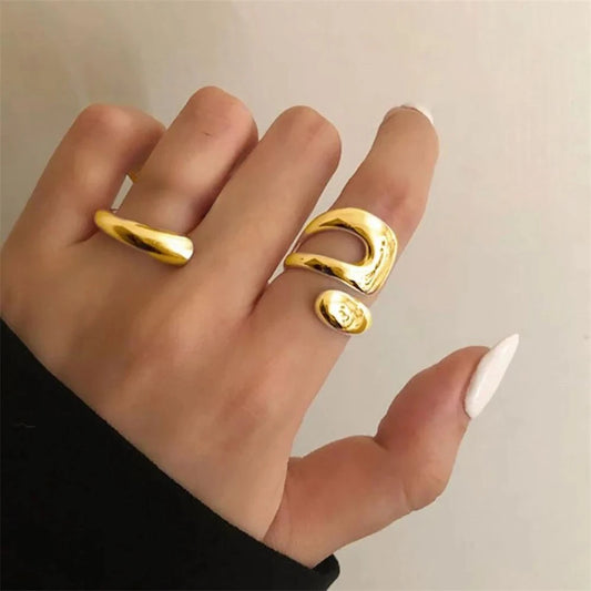 Anello dorato largo a strati cavi geometrici Anello irregolare a doppia linea in acciaio inossidabile Anello semplice quotidiano impermeabile per le donne