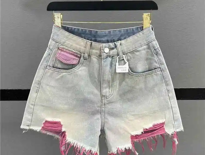 Pantaloncini di jeans con foro rosa stile coreano Donna Estate Nuova vita alta Bordo grezzo A-line Pantaloncini per ragazze calde Pantaloni caldi sottili di nicchia di moda
