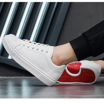 Hot Men's Casual Shoes Leather Sneakers Fashion White Black Male Vulcanized Shoes Non-slip Soft Men Shoes Lightweight Flat Shoe