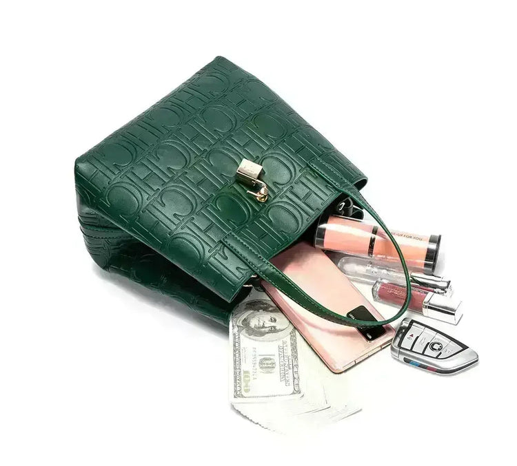 CH Large Capacity Handbag Luxury Brand Temperament Letter Print with Lock Design 2025 Trendy Women's Crossbody Bag PlatiNum