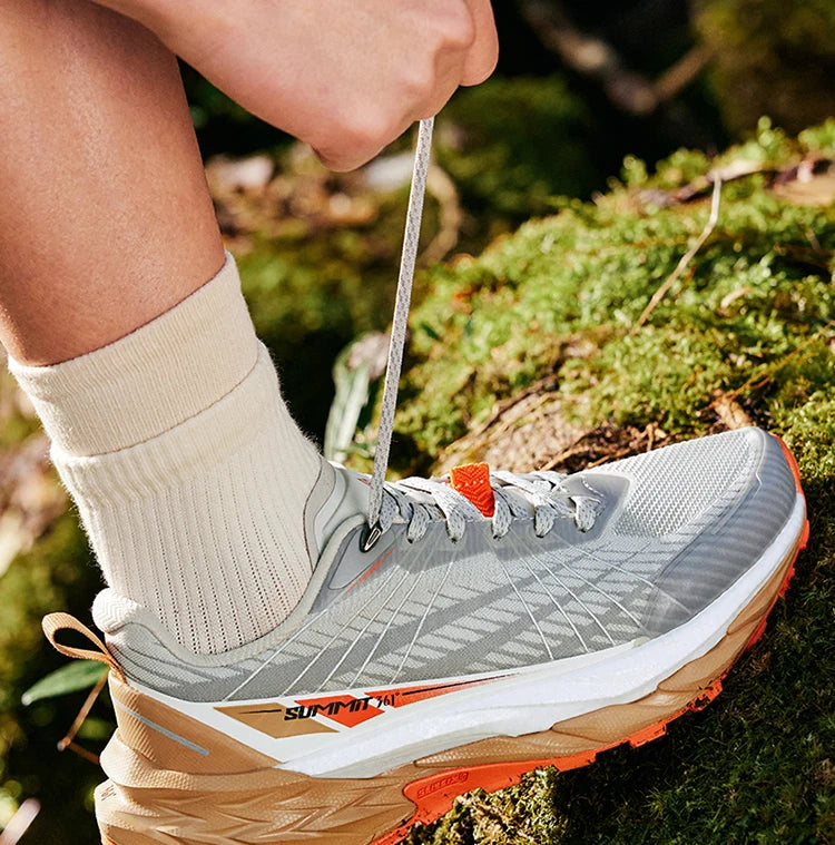 361 Degrees Yushan PRO Men Running Shoes Durable Hiking Cushioning Breathable Non-slip Outdoor Jogging Male Sneakers 672522250 PlatiNum