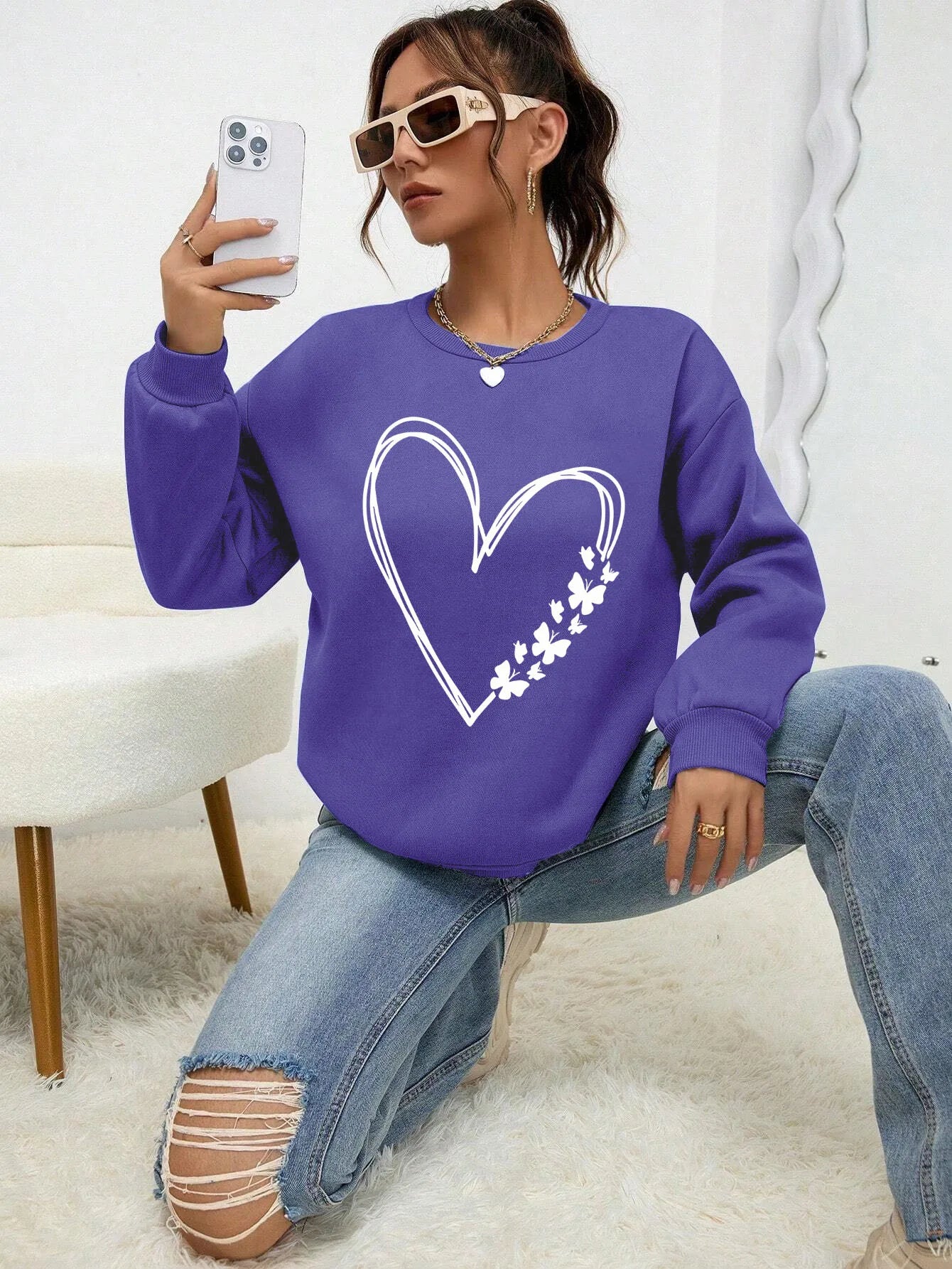 The Great Love At The Edge Of Butterflies Design Sweatshirt Women Fleece Crewneck Clothes Street Autumn Pullover Soft Sportswear