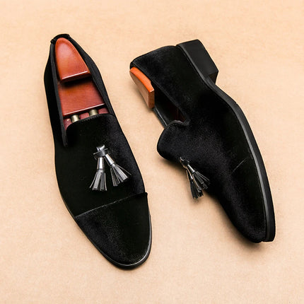 Mocassini verdi in pelle scamosciata di marca di lusso da uomo slip-on nappa scarpe da sposa in morbida pelle appartamenti scarpe da uomo scarpe casual scarpe in pelle nabuk