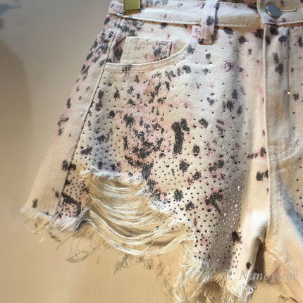 2025 Abiti estivi, Nuovi pantaloncini di jeans con bordo ruvido indossato a vita alta con perforazione a caldo per l'industria pesante, pantaloni caldi da donna