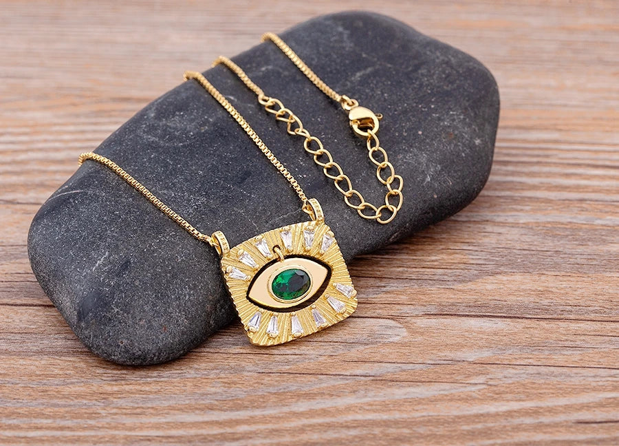 AIBEF Nuovo design creativo Zircone dorato Turco Evil Eye Collana con ciondolo quadrato Collana da donna Hip Hop Street Jewelry Party Regalo fortunato