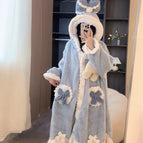 E robe only