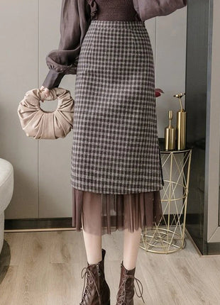 Woolen plaid skirt autumn and winter 2025 new plaid foreign style small man a word hip wrap medium and long skirt PlatiNum