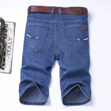 Nuovi pantaloncini di jeans di fascia alta da uomo nella primavera e nell'estate del 2025, pantaloncini di jeans casual da lavoro di marca larghi e versatili