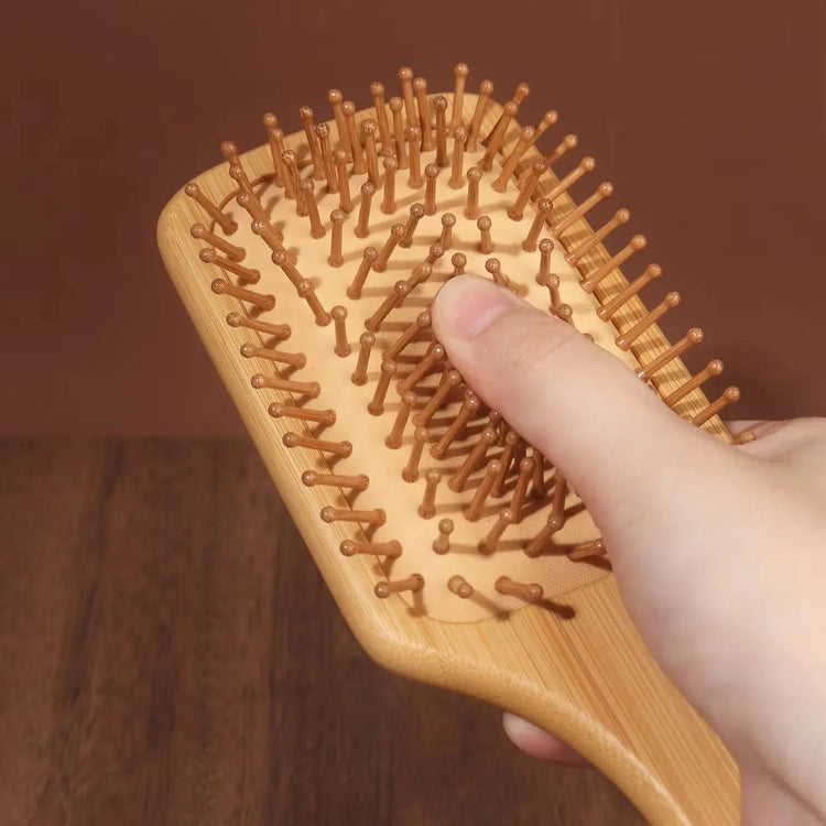Bamboo Hairbrush Natural Wooden Anti-Static Brush Hair and Scalp Grooming Anti-Static Air Cushion Styling Tool Universal