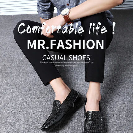Mocassini da Uomo Estivi 2026 in Vera Pelle di Lusso, Scarpe Casual Traspiranti con Intaglio, Slip-on da Guida