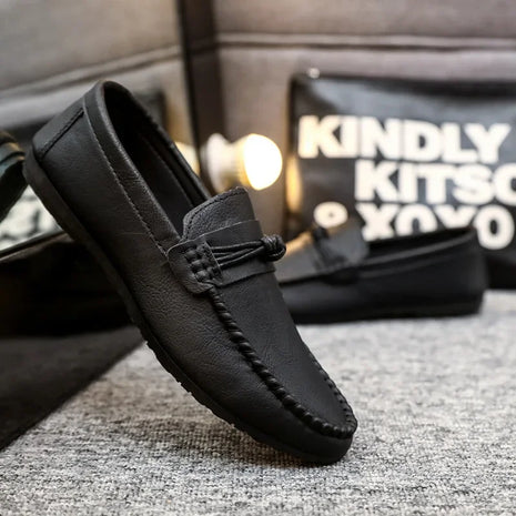 Scarpe da uomo 2025 Mocassini da uomo Comode scarpe da guida slip-on Moda uomo Scarpe casual Estate Versatile Zapatos Para Hombres