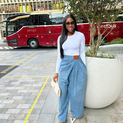 Jeans da Donna a Gamba Larga Lavati a Vita Alta con Pieghe e Effetto Distressed, Denim Vintage Primavera 2026, Pantaloni Femminili Streetwear a Tutta Lunghezza