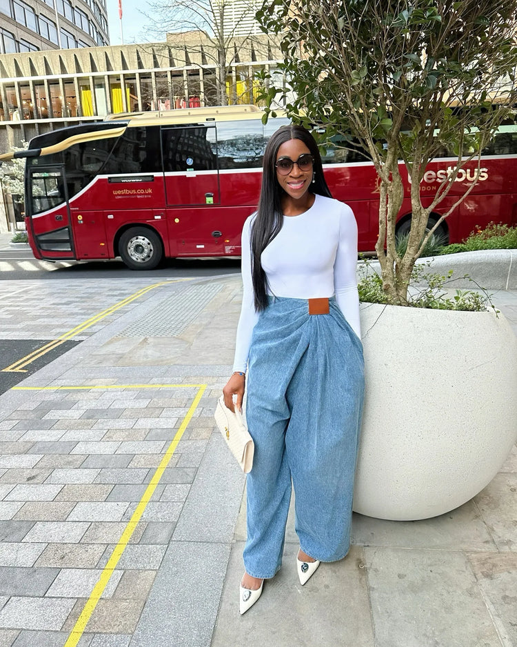 Jeans da Donna a Gamba Larga Lavati a Vita Alta con Pieghe e Effetto Distressed, Denim Vintage Primavera 2026, Pantaloni Femminili Streetwear a Tutta Lunghezza