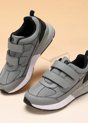 Scarpe da ginnastica FitVille da uomo a punta larga, basse, antiscivolo, leggere, per piedi gonfi, con supporto per l'arco plantare