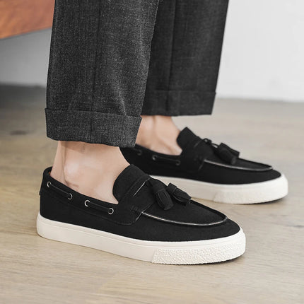 Mocassini fatti a mano in pelle scamosciata per il tempo libero Passeggiata Scarpe casual maschili Nuovo design Casual Slip on Flats Scarpe da guida versatili Mocassini
