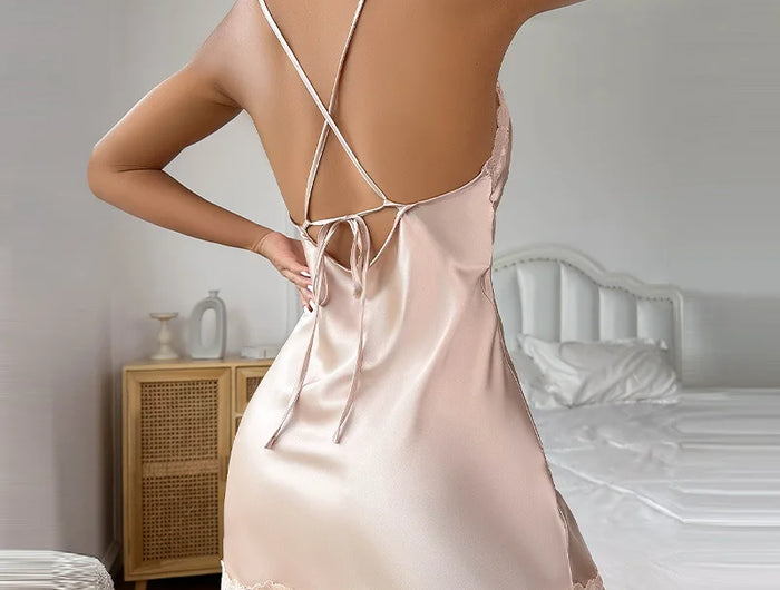 Women's Nightgown Ice Silk Nightdress Backless Summer Dress Short Summer Skirt Thin Breathable Nightgown Chemise Nightgown