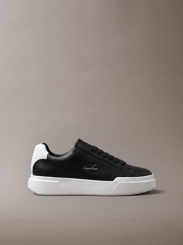 chunky sneakers ad alta trazione e resistenza in pelle black/white/black da uomini calvin klein