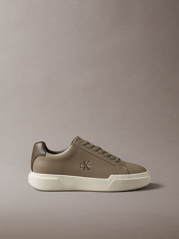 chunky sneakers ad alta trazione e resistenza in pelle desert taupe/mocha da uomini calvin klein